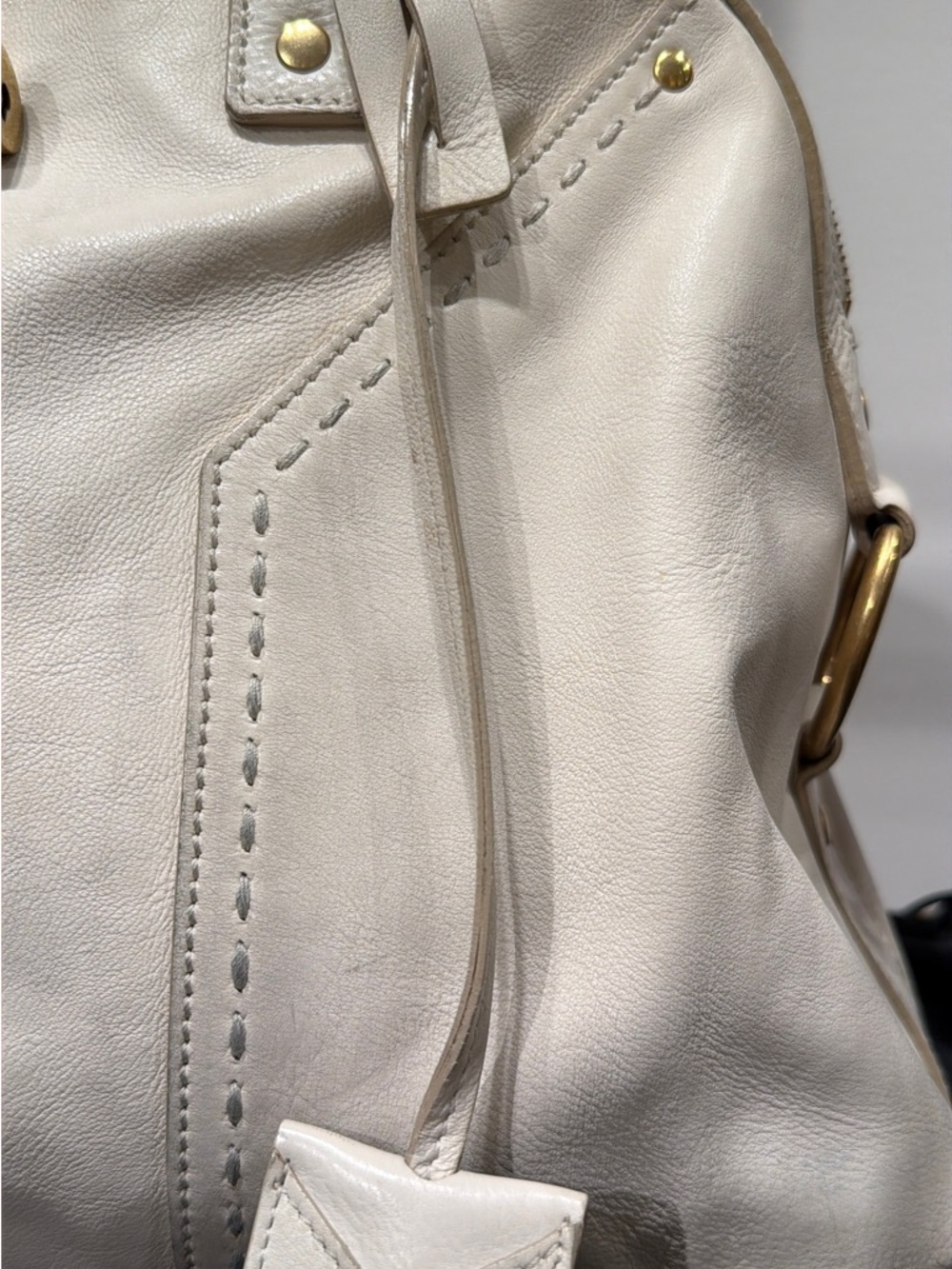 Yves Saint Laurent Muse Cream Leather Satchel with Gold Hardware - Picture 4 of 13